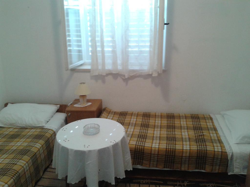 Vera Dubrovnik